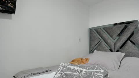 Paulina online show from April 2026 07:50:02 PM