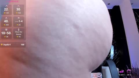 Paulina  online show from December 2025 01:20:02 PM