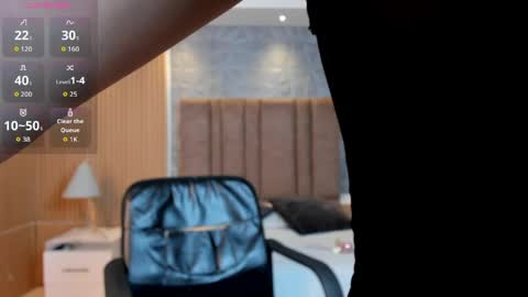 Snapshot of paulina_sweett chatting on May 2026 10:22:01 AM Paulina online show from May 2026 10:22:01 AM