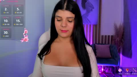 Paulina Belle online show from May 2026 02:13:01 PM