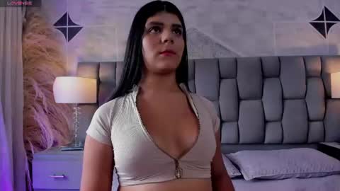 Snapshot of paulinabelle chatting on June 2026 03:00:02 PM Paulina Belle online show from June 2026 03:00:02 PM