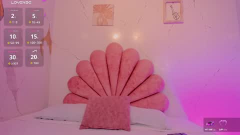 Snapshot of paulinabelle chatting on June 2026 05:01:02 PM Paulina Belle online show from June 2026 05:01:02 PM