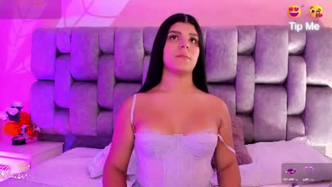 Snapshot of paulinabelle chatting on June 2026 02:23:02 PM Paulina Belle online show from June 2026 02:23:02 PM