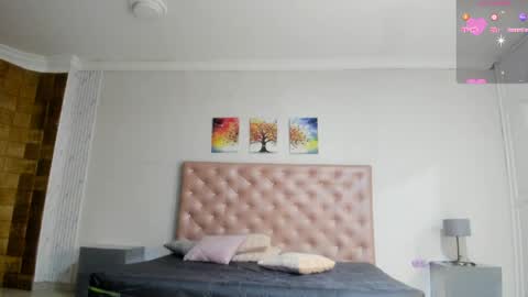 PaulinaSaennz online show from April 2026 12:33:01 PM