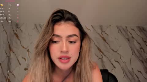 Snapshot of paulinasantosx chatting on March 2025 10:27:02 PM Paulina Santos  online show from March 2025 10:27:02 PM