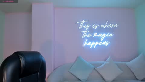 Snapshot of paulinasantosx chatting on September 2025 07:28:02 PM Paulina Santos  online show from September 2025 07:28:02 PM