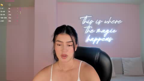 Snapshot of paulinasantosx chatting on September 2025 07:30:02 PM Paulina Santos  online show from September 2025 07:30:02 PM