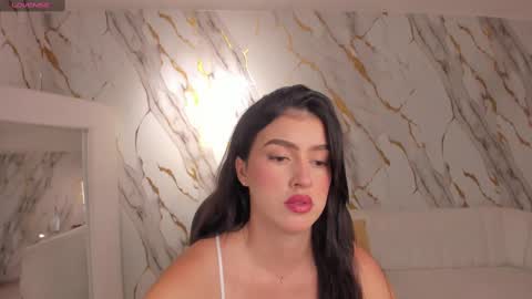 Snapshot of paulinasantosx chatting on October 2025 07:34:02 PM Paulina Santos  online show from October 2025 07:34:02 PM