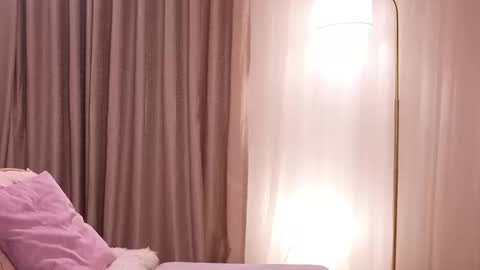 pauline_7 online show from October 2025 06:14:02 PM