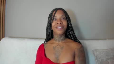 Pauline online show from September 2025 03:32:02 AM