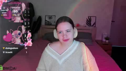 Erica online show from October 2025 01:33:02 AM