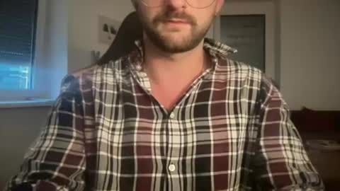 Snapshot of paulsimpsn chatting on July 2026 06:34:02 PM love bush online show from July 2026 06:34:02 PM
