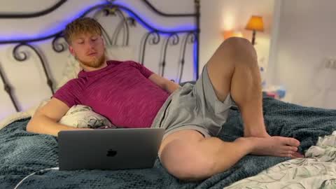Snapshot of pavelrey chatting on May 2026 08:21:01 AM Pavel online show from May 2026 08:21:01 AM