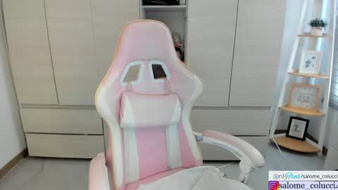 Snapshot of pavlovacoluccii_ chatting on January 2025 04:19:01 PM Suscribe to onlyfans online show from January 2025 04:19:01 PM