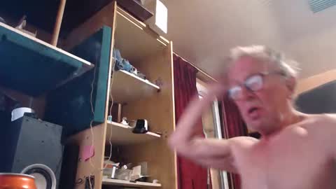 Snapshot of pc8474408 chatting on September 2025 01:02:01 PM pc8474408 online show from September 2025 01:02:01 PM