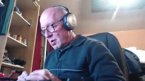 Snapshot of pc8474408 chatting on November 2025 05:50:02 PM pc8474408 online show from November 2025 05:50:02 PM