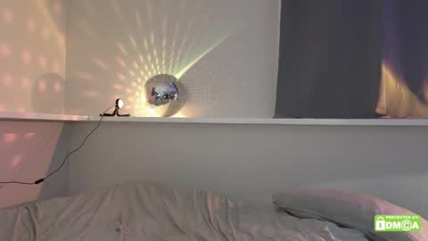   online show from January 2026 04:38:02 AM