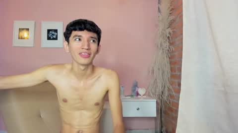 peach tyron online show from January 2025 10:58:02 PM