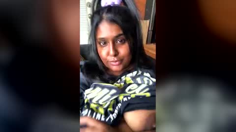 peachburrito69 online show from May 2026 07:15:01 PM