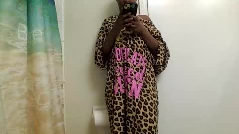 Peach online show from February 2026 05:03:01 AM