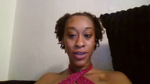 Snapshot of peachxpatron chatting on July 2026 02:14:01 AM peachxpatron online show from July 2026 02:14:01 AM