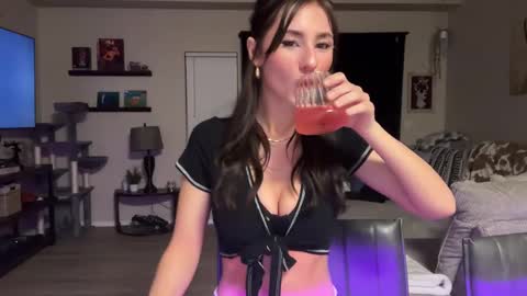 Olivia online show from February 2025 02:53:02 AM