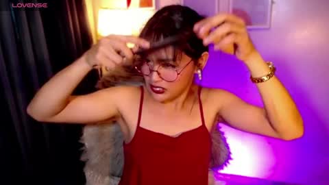 Snapshot of peakaboo_xx chatting on June 2026 03:26:02 AM Angel Creamdensada online show from June 2026 03:26:02 AM
