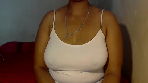 pearassmmm online show from October 2025 12:05:01 PM