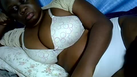 Snapshot of pearl_33 chatting on June 2026 01:05:02 PM Keci online show from June 2026 01:05:02 PM