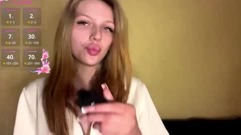 Snapshot of pearlinesilfies chatting on June 2026 06:25:02 PM Zlata online show from June 2026 06:25:02 PM