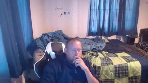 Snapshot of pecker40 chatting on January 2025 05:11:02 PM pecker40 online show from January 2025 05:11:02 PM