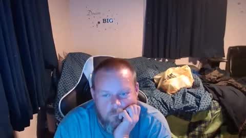 Snapshot of pecker40 chatting on January 2025 01:09:02 AM pecker40 online show from January 2025 01:09:02 AM