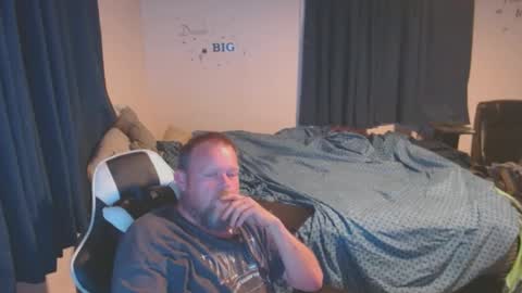 Snapshot of pecker40 chatting on February 2025 02:06:02 AM pecker40 online show from February 2025 02:06:02 AM