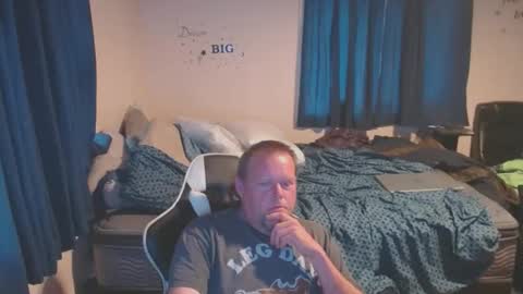 Snapshot of pecker40 chatting on February 2025 06:55:02 PM pecker40 online show from February 2025 06:55:02 PM