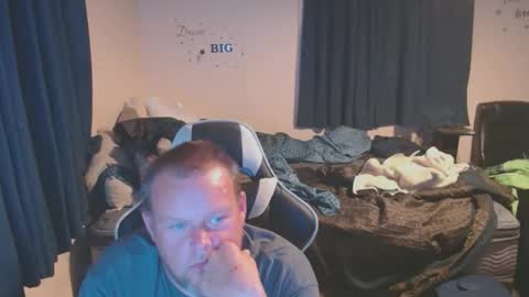 Snapshot of pecker40 chatting on February 2025 12:43:01 AM pecker40 online show from February 2025 12:43:01 AM