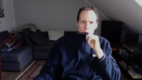 Snapshot of pedrohh chatting on December 2024 01:30:02 PM Arno online show from December 2024 01:30:02 PM