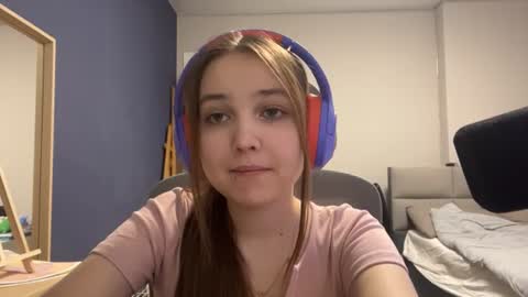 Luna Vale online show from July 2026 04:29:02 PM