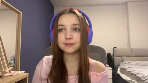 Luna Vale online show from July 2026 09:09:02 PM