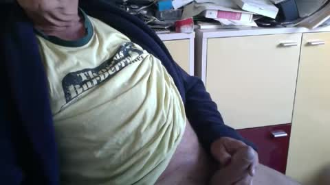 Snapshot of pegaso1000 chatting on April 2026 07:00:01 AM pegaso1000 online show from April 2026 07:00:01 AM