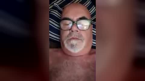 Snapshot of peloncito10 chatting on July 2026 06:38:01 AM peloncito10 online show from July 2026 06:38:01 AM