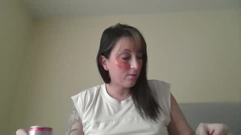 pennypettyworth online show from February 2026 09:33:01 PM