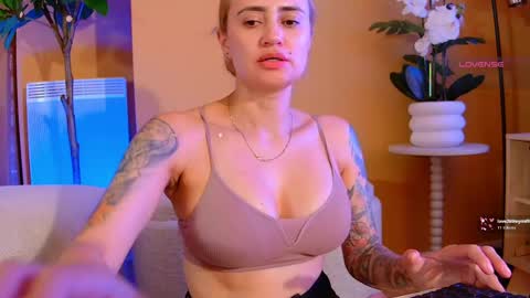 Hi Im Penelope  better vibrations  1111 online show from May 2026 09:34:02 PM