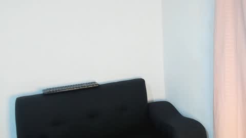   online show from February 2025 01:40:02 PM