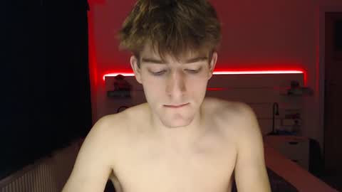 cutebelgianboy online show from December 2024 08:20:02 PM