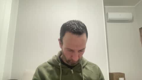 Snapshot of peppinslosqualo chatting on January 2025 10:15:02 PM peppinslosqualo online show from January 2025 10:15:02 PM