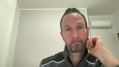 Snapshot of peppinslosqualo chatting on March 2025 06:55:01 PM peppinslosqualo online show from March 2025 06:55:01 PM