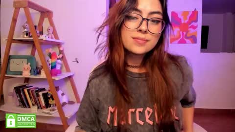 Sarah Ana Banana online show from March 2026 02:35:01 AM