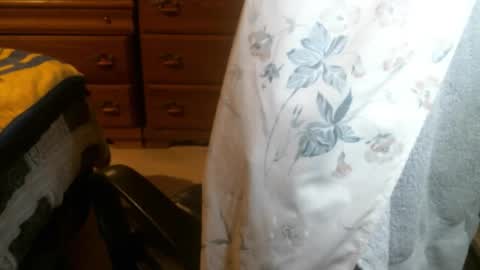 Snapshot of perkymalenipples chatting on February 2026 11:10:01 PM perkymalenipples online show from February 2026 11:10:01 PM