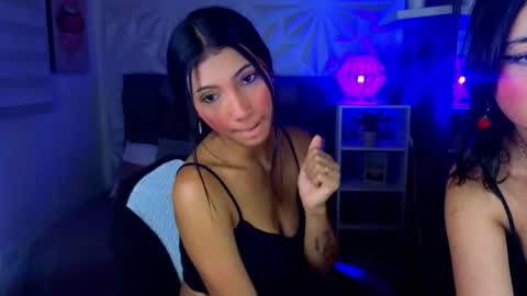 Snapshot of perlaa_moon_ chatting on June 2026 11:58:01 AM PERLA online show from June 2026 11:58:01 AM