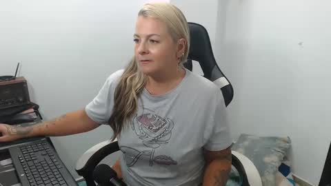 Snapshot of perlagoloza05 chatting on September 2025 04:06:02 AM goloza online show from September 2025 04:06:02 AM